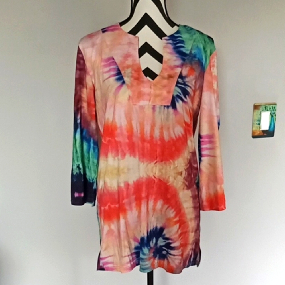 Love Pink and Blue Relaxed 3/4 Sleeve Tunic - Picture 2 of 6